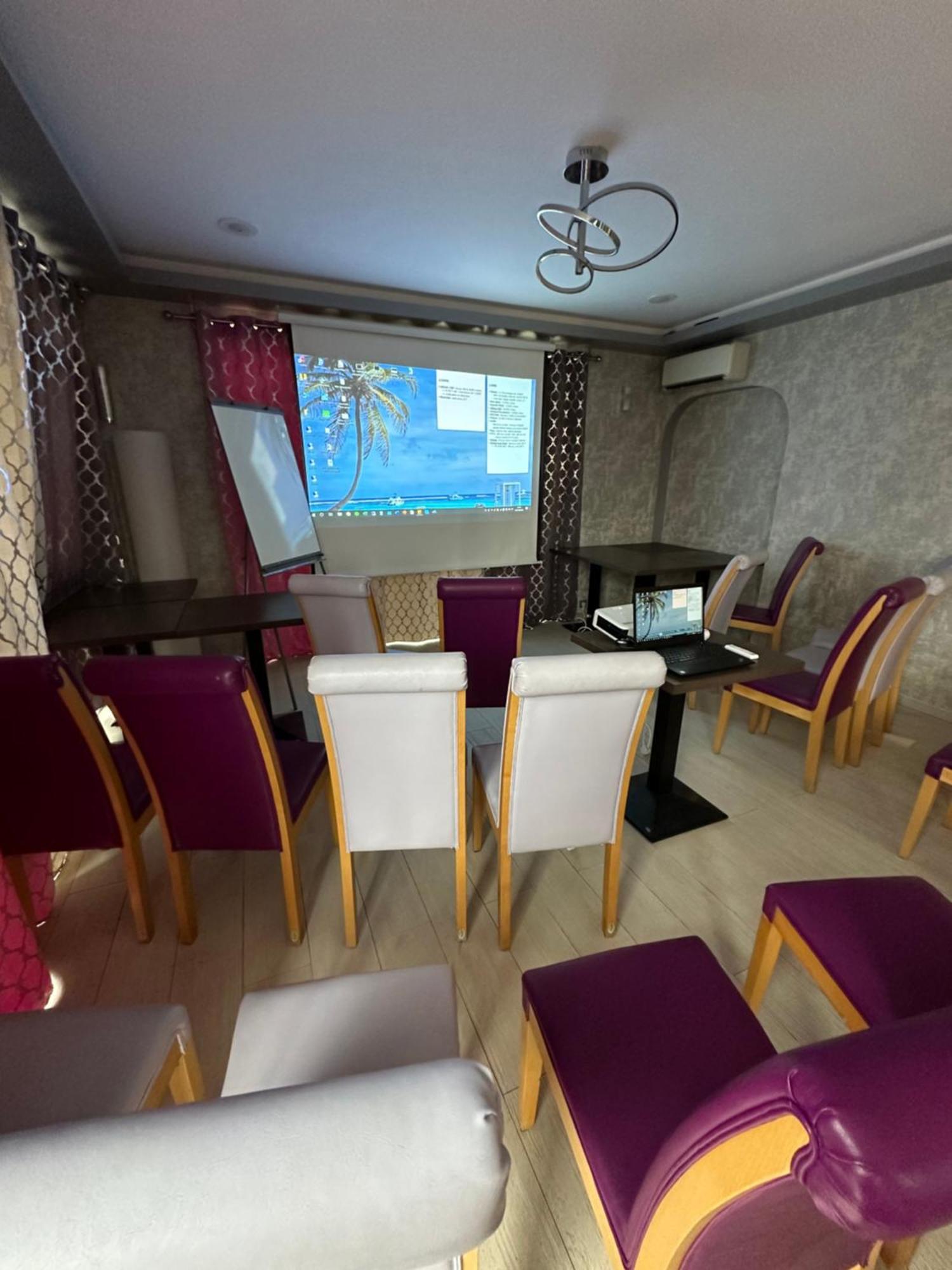 Comfort Hotel Orleans Olivet Olivet  Ngoại thất bức ảnh
