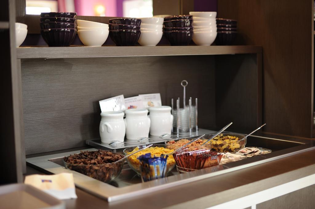 Comfort Hotel Orleans Olivet Olivet  Ngoại thất bức ảnh